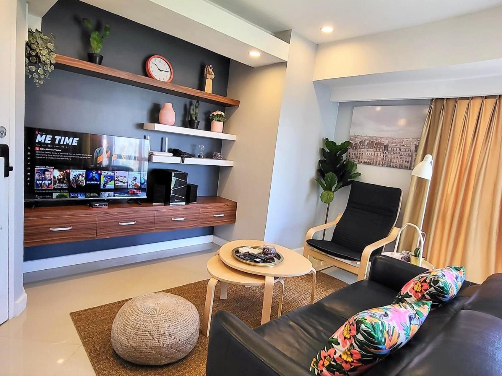 Muggle Stay Guest House - Bonifacio Global City Taguig มะนิลา ภายนอก รูปภาพ