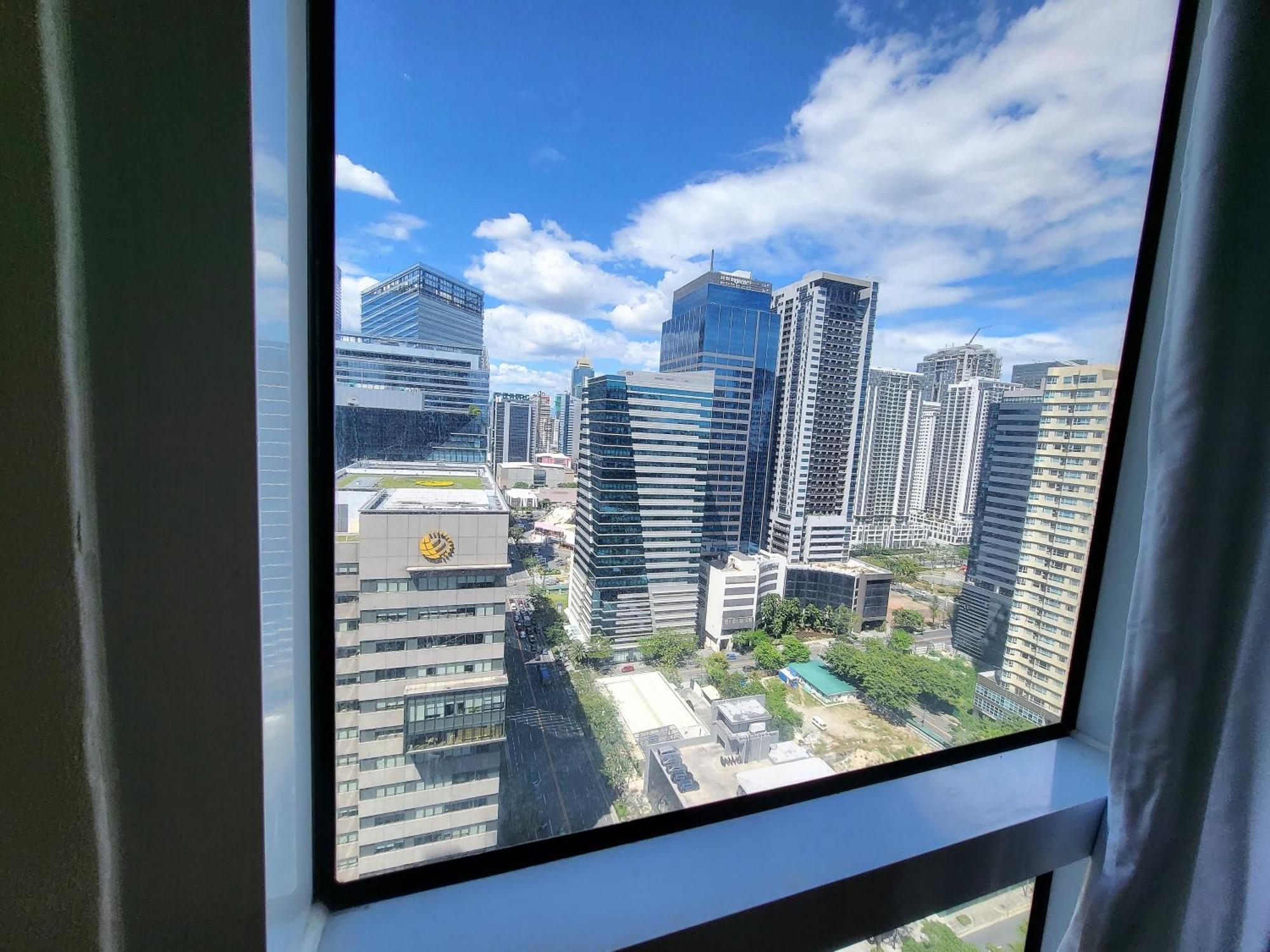 Muggle Stay Guest House - Bonifacio Global City Taguig มะนิลา ห้อง รูปภาพ